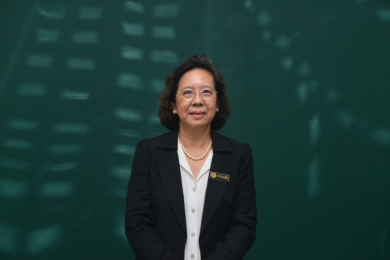 Dr. Jennifer Chan